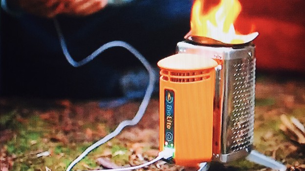 焚き火で充電 Bioliteキャンプストーブ２ マツコの知らない携帯充電器の世界 By Myself 今日の気になる気になる記