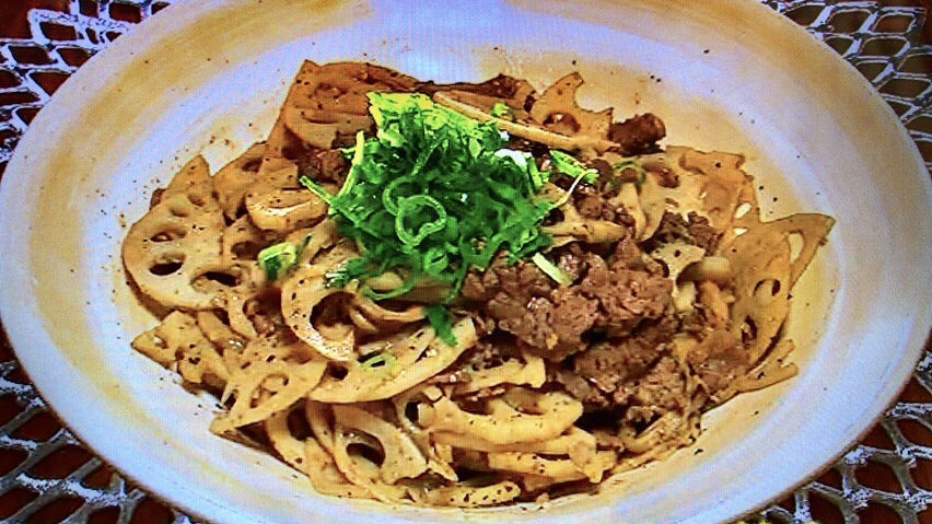 本田朋子の牛肉とレンコンのにんにくバター炒めのレシピ みなさんのおかげでした By Myself 今日の気になる気になる記