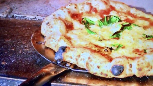 世界一のピザ 麻布十番savoy アッコにおまかせ By Myself 今日の気になる気になる記