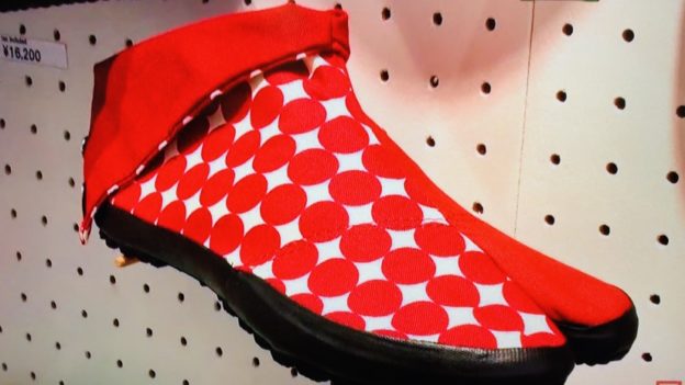 所さん絶賛の足袋スニーカー 鎌倉の足袋専門店shop Tabi Ji 所さんお届けモノです By Myself 今日の気になる気になる記